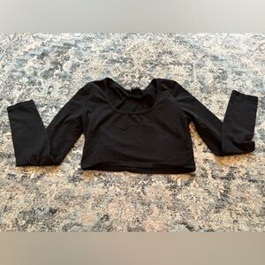 Black Long Sleeve Crop Top